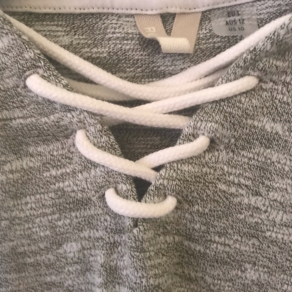 Lace-up Roxy Pullover - Picture 4 of 4